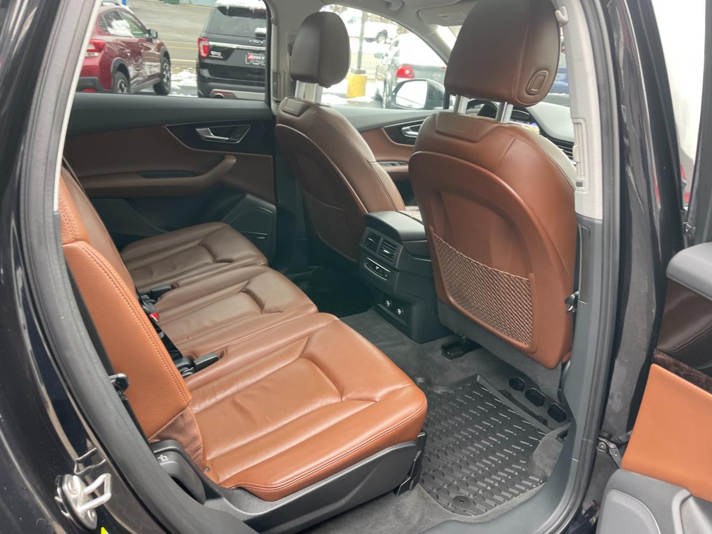 2019 Black /Brown Audi Q7 3.0T Premium Plus quattro (WA1LAAF77KD) with an 3.0L V6 DOHC 24V Supercharged engine, 8A transmission, located at 11115 Chardon Rd. , Chardon, OH, 44024, (440) 214-9705, 41.580246, -81.241943 - Photo#46